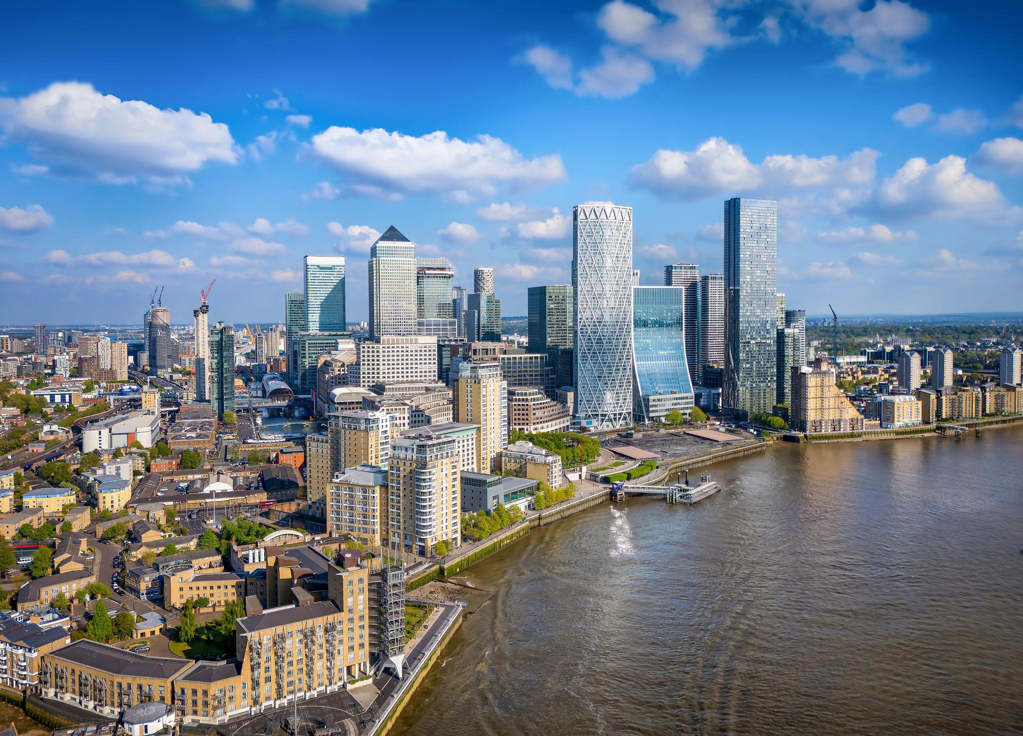 London Canary Wharf skyline along the Thames